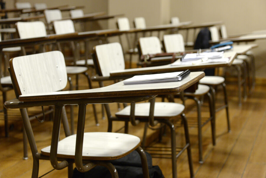 Educación en América Latina: avances frágiles y desafíos estructurales